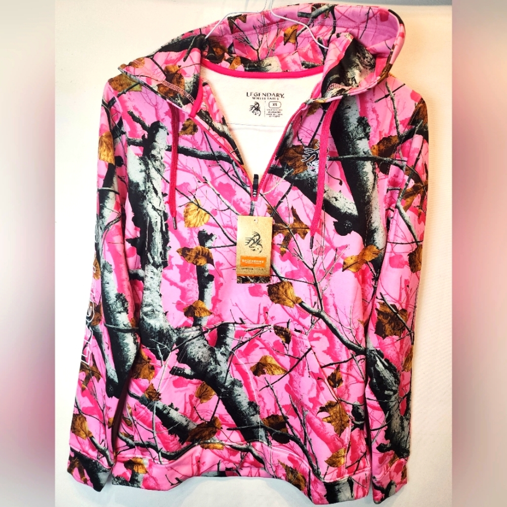 Legendary Whitetails Pink Camo Hoodie 1/4‎ Zip Hoodie Outdoors XS